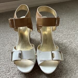 Marc Fisher White & Gold Leather Buckle Cork Wedge Sandal Women’s 6